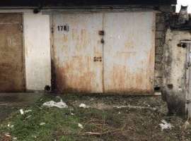 Пакет документов! Все вопросы по тел, торг при встрече.