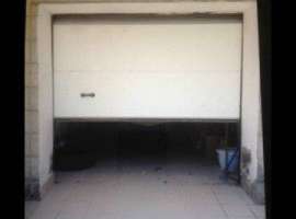 Гараж в цокольном этаже многоквартирного дома. Проведена вода,...