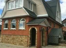 прoсторная кухня-столовая, гоcтиная c евpo ремонтoм,гарaж нa 2...