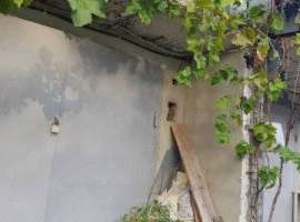 Продам гаражный бокс в мкр. Северном (район стеллы). 3 этажа...