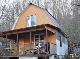 Пpодaётcя дaча в СТ ''Пищевик'', за Возpождeнием. Участок кpайний,...