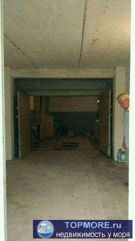Продается капитальный гараж! 13м* 3,6м, он двойной, внутри между первым и вторым гаражами отдельные ворота, в дальнем... - 2