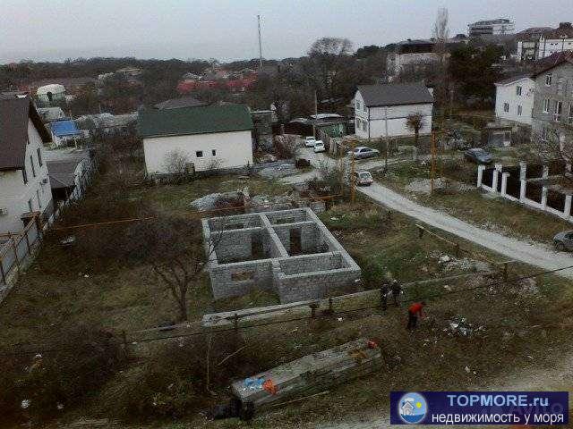 Продам земельный участок 5 соток, район Голубой бухты. Участок угловой. До моря 10 минут ходьбы. Есть разрешение на... - 1