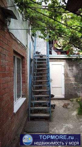 Продам дом и землю в центре города,все коммуникации,до рынка и моря пять минут,документы готовы к продаже,дом на... - 1