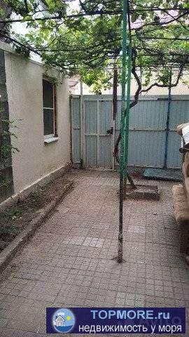 Продам дом и землю в центре города,все коммуникации,до рынка и моря пять минут,документы готовы к продаже,дом на... - 2