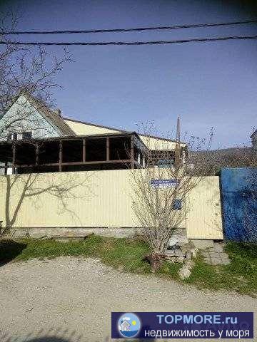 Продам участок в самом центре Геленджика. Тихое уютное место рядом с парковой зоной и в то же время в центре...