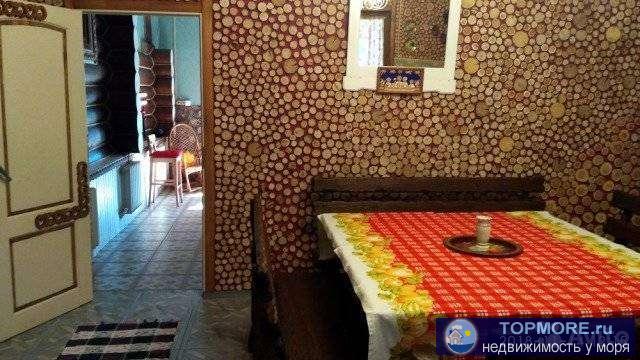 Продаю земельный участок 65 соток.На ''5 сотках расположен  готовый гостевой комплекс . Другая часть участка свободна... - 1