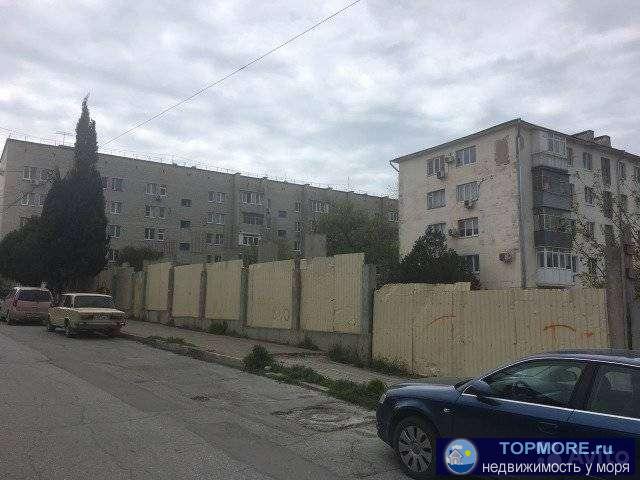 Продаю земельный участок ИЖС 10,5 соток, фасад 47,5м, центральные коммуникации свет -60 квт, вода-7м.куб. сутки,... - 1