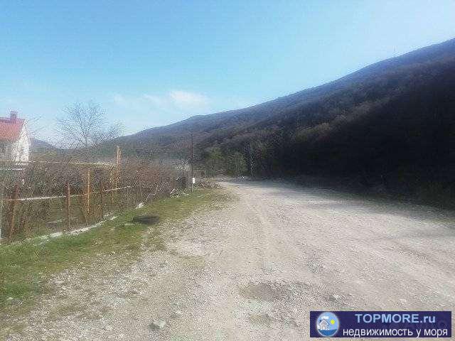 Очень хорошее расположение участка. На берегу реки Адерба. Газ. Электричество. Плодородная земля. Подъезд к участку... - 1