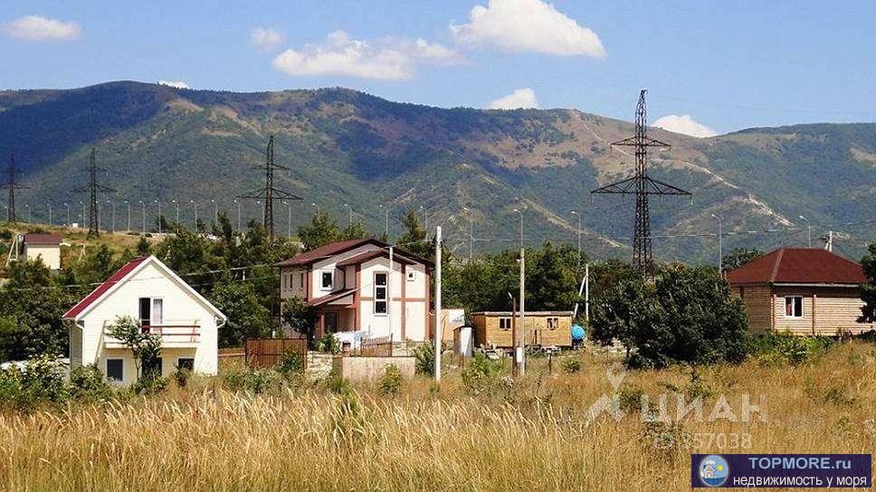 Продаю земельный участок лесфонд , участок угловой, прямоугольной формы, есть свет и вода, есть проект освоения леса,...