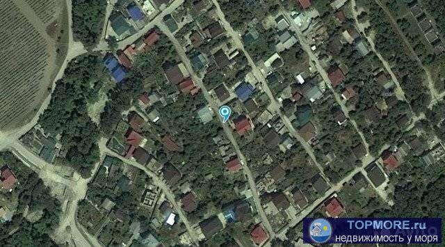 Продается земельный участок с видом на море и площадью 513 кв.м, находящийся в черте города ( мкр. Авторынок ) по...