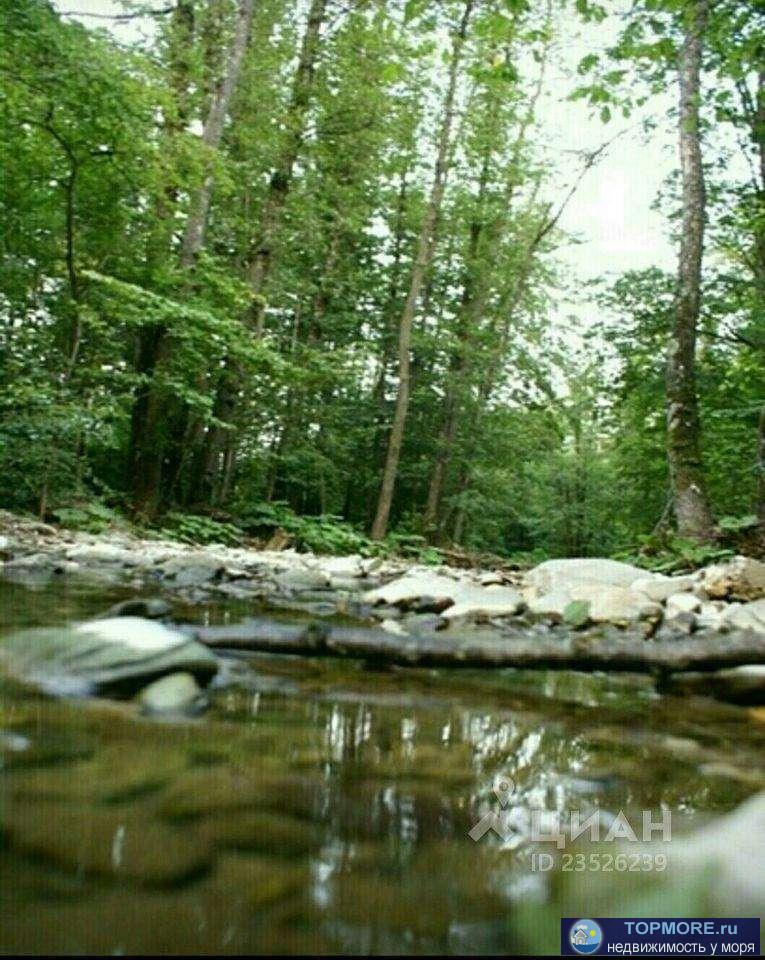 Находится на ул. Советской в красивейшей  долине с интересной историей . Участок ровный, по факту 12 соток, так как... - 1