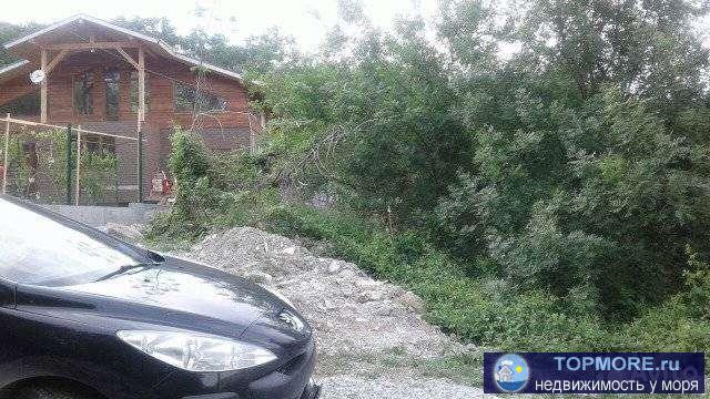 Продается участок в живописнейшем месте в трех минутах от Геленджика, газ на участке, вода и свет тоже, рядом...