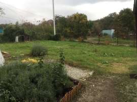 Продам участок в мкр Голубая бухта ул.И.Папанина. Дом в стоимость...