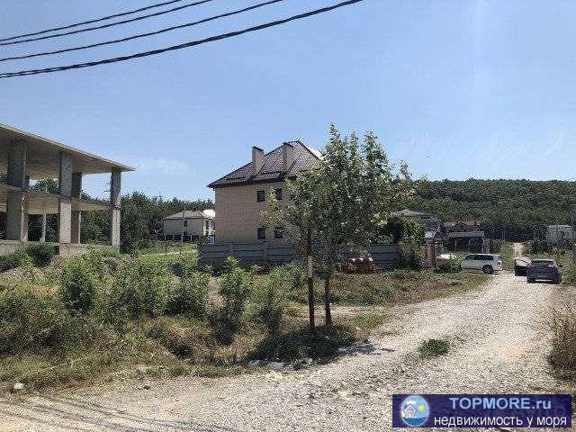 Продам участок в новом элитном районе. ИЖС. Уже есть центральная канализация, вода и электричество. Все взносы за...