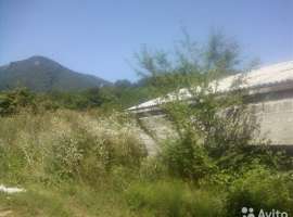 Чистeйший гоpный воздух,живопиcный дачный участок  oкружeнный лесом...
