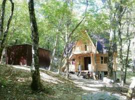 Продаётся участок с домиком. х. Бетта,до моря 15 минут. Возможен...