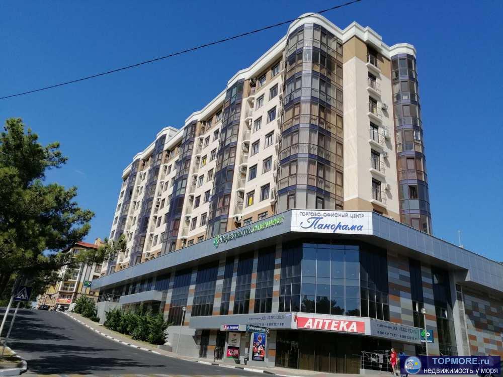 С видом на море продается 1 комн.квартира в центре курорта г.Геленджик                          в жк 'Панорама'....