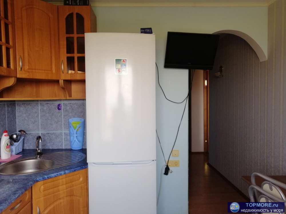 1 комн.квартира общ.пл. 37/17/8 кв.м., расположена на 6/9 эт. кирпичного дома в районе рынка 'На Полевой'. Квартира с... - 5