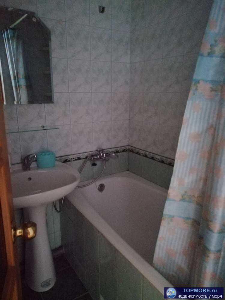 1 комн.квартира общ.пл. 37/17/8 кв.м., расположена на 6/9 эт. кирпичного дома в районе рынка 'На Полевой'. Квартира с... - 6