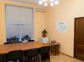 Сдается в аренду уютный офис площадью 22 м с евро-ремонтом,...