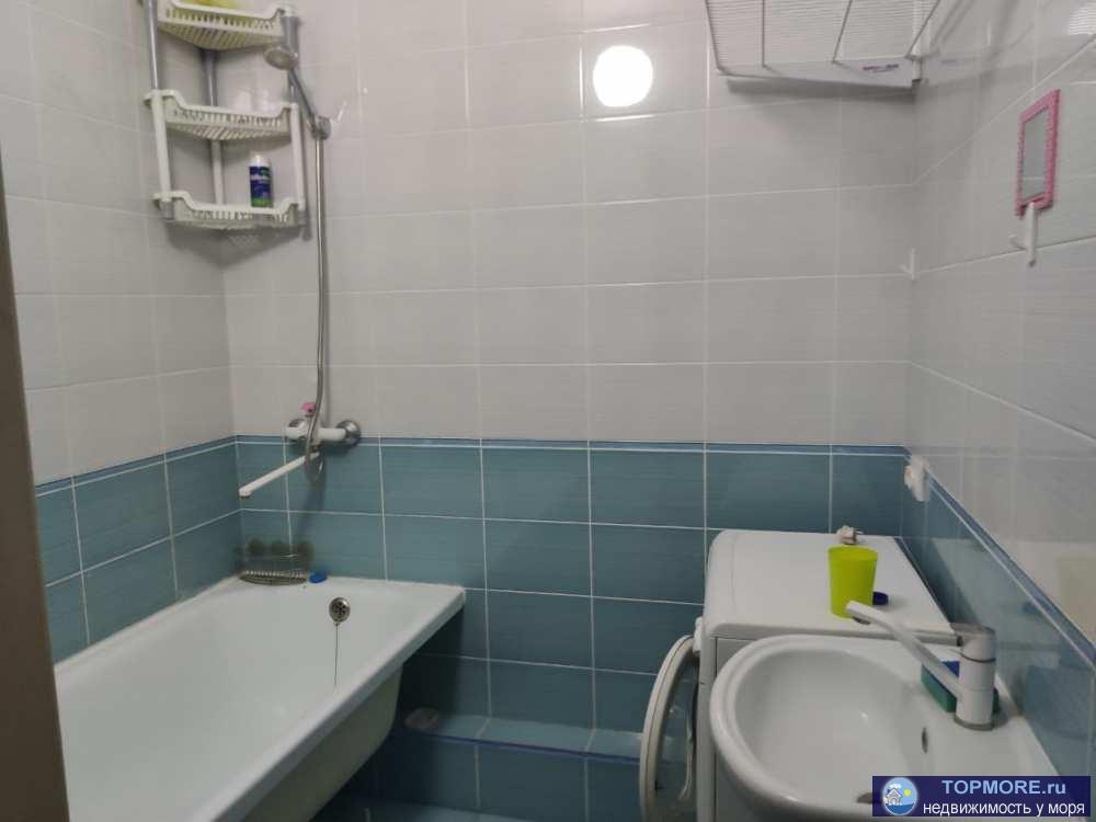 Просторная светлая евродвушка, зонирование, можно добавить перегородку или раздвижные двери, также есть возможность... - 11