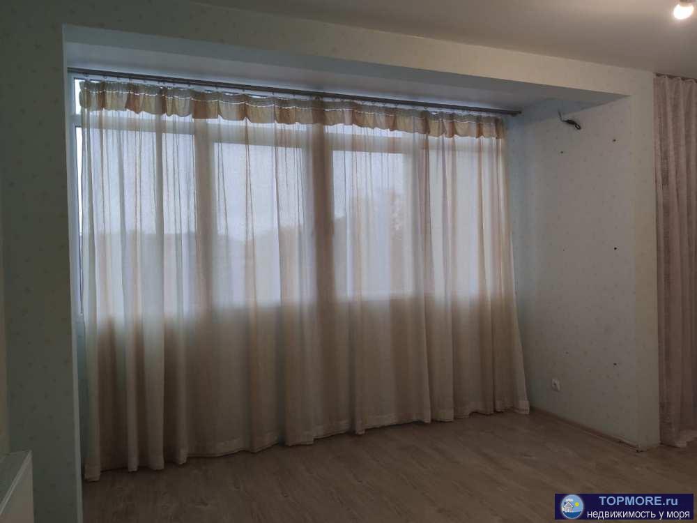 Просторная светлая евродвушка, зонирование, можно добавить перегородку или раздвижные двери, также есть возможность... - 12