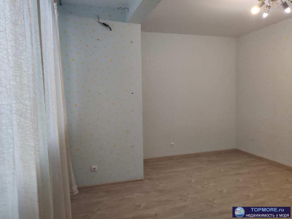 Просторная светлая евродвушка, зонирование, можно добавить перегородку или раздвижные двери, также есть возможность... - 17