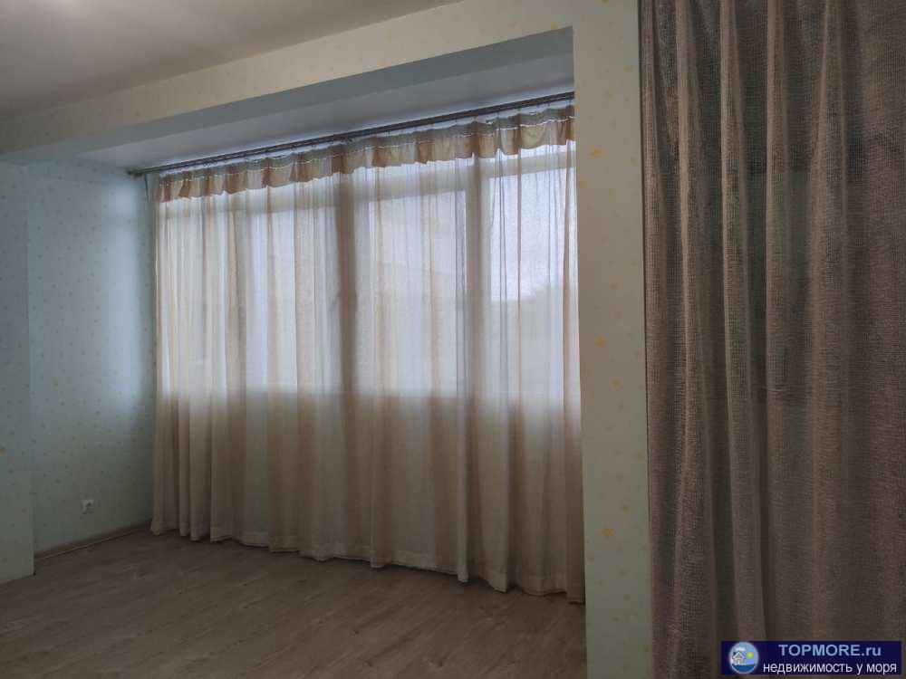 Просторная светлая евродвушка, зонирование, можно добавить перегородку или раздвижные двери, также есть возможность... - 6