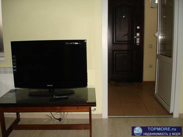 Сдам рядом с набережной Ялты однокомнатную квартиру от владельца. Квартира сдаётся под ключ и имеет все необходимые...