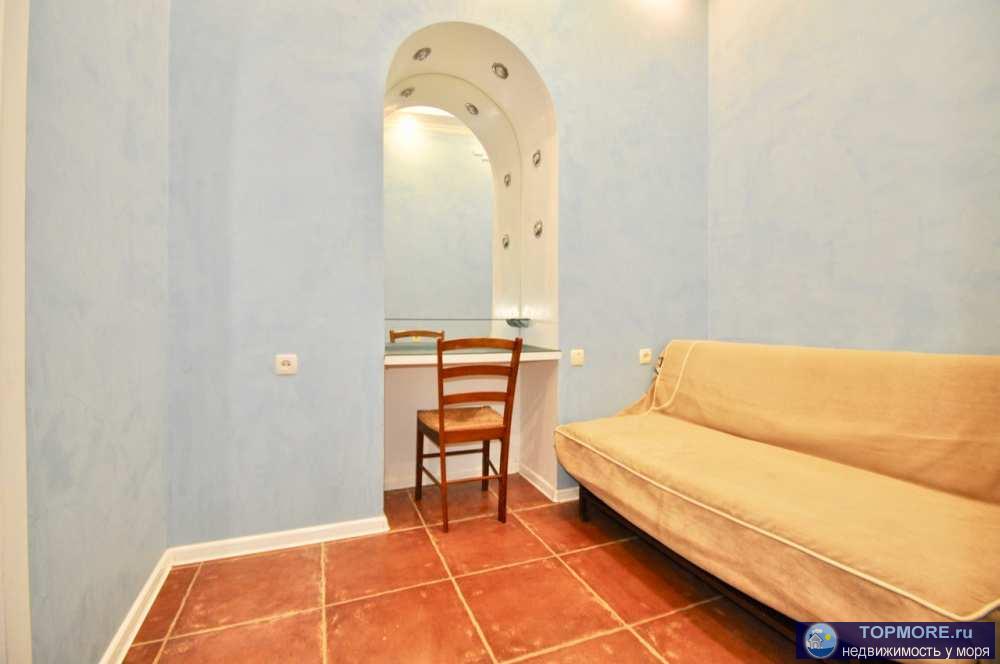 Квартира люкс с отдельным двором от хозяина. Расположена рядом с Пушкинским бульваром отличная инфраструктура рядом... - 3