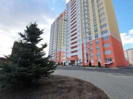 Продается на 6 этаже большая 1 комнатная квартира 44 кв.м....