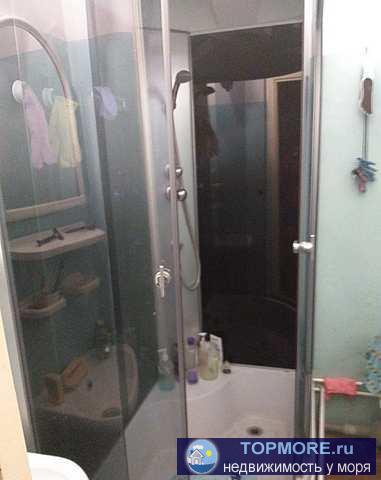 Продаю однокомнатную квартиру в Феодосии по ул. Челнокова, общая площадь 37 кв м, площадь кухни 8 кв м.. Отопление... - 2