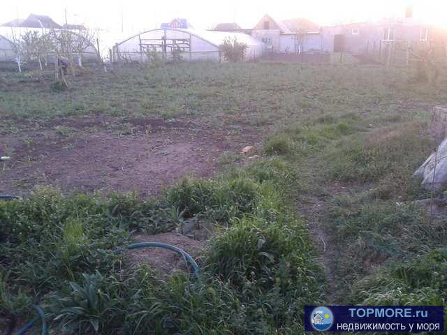 Продается земельный участок в поселке Первомайское Кировского района,  на участке дом не достроен, но в жилом... - 2