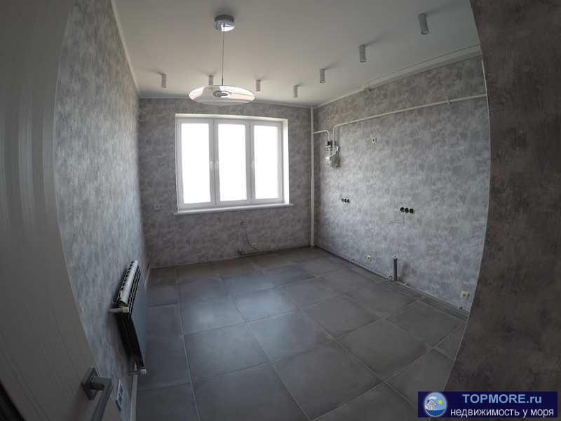 Продается квартира с дизайнерским ремонтом в новом кирпичном доме в Анапе  Площадь (общ\жил\кухня): 61.68/34.49/12.73... - 12