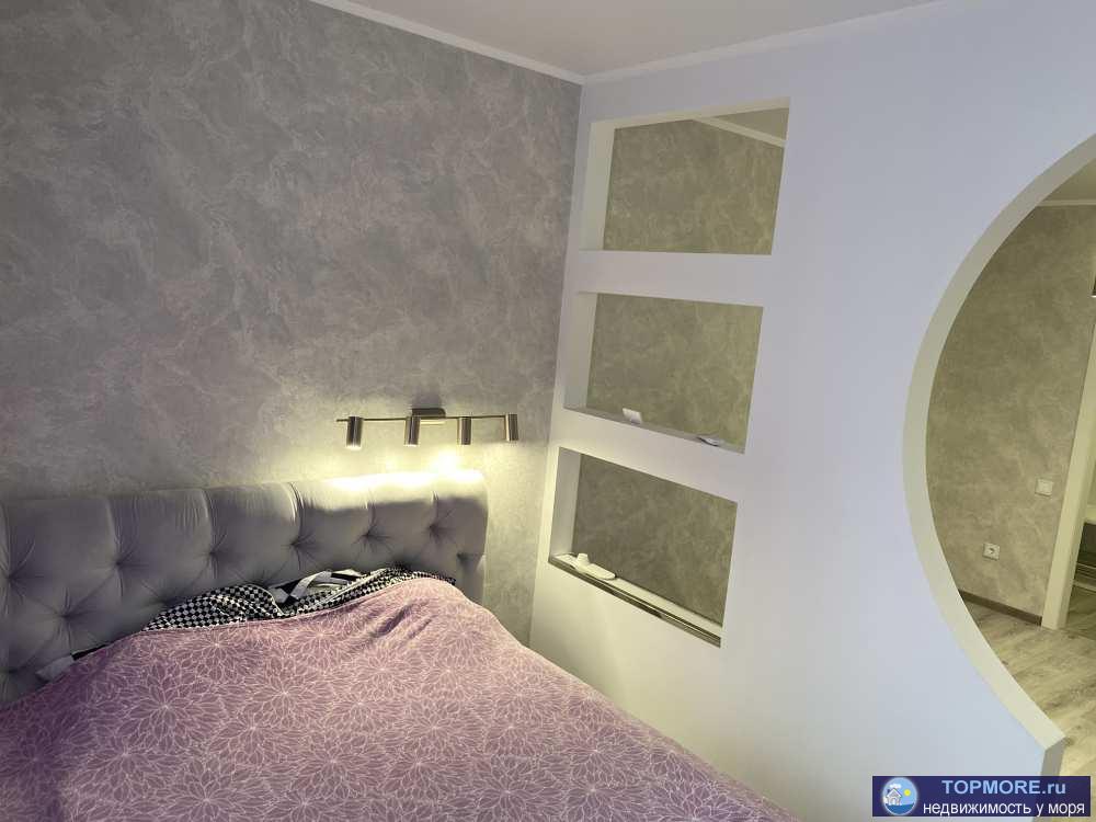 Площадь (общ\жил\кухня): 46.3/18.1/11.8   Продается просторная квартира в новом обжитом доме в городе-курорт Анапа.... - 13