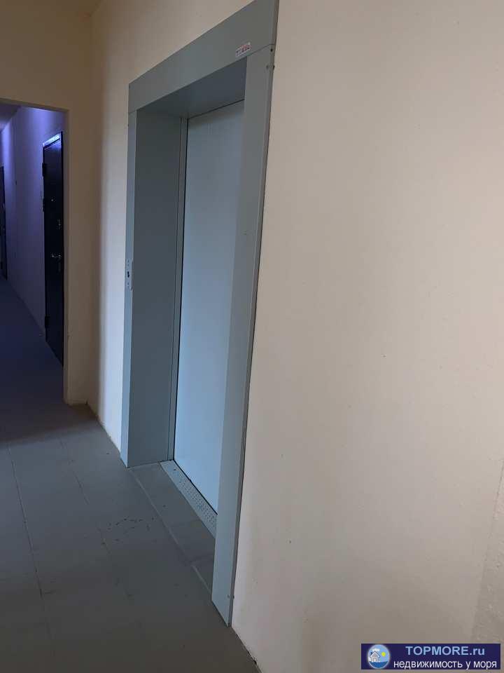 Площадь (общ\жил\кухня): 46.3/18.1/11.8   Продается просторная квартира в новом обжитом доме в городе-курорт Анапа.... - 20