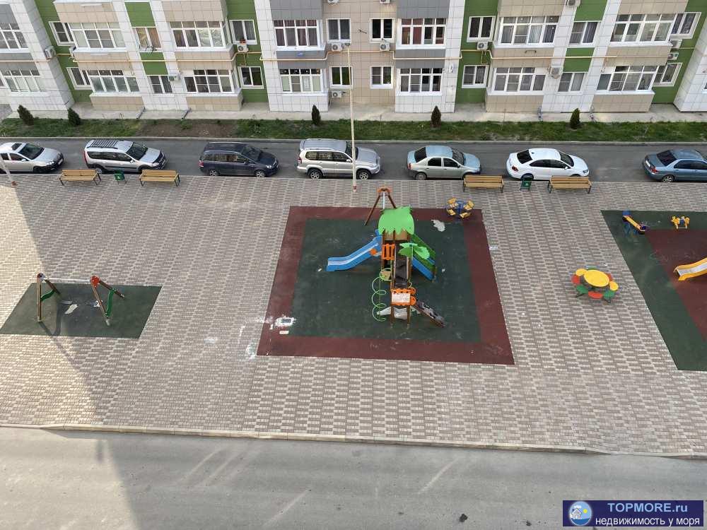 Площадь (общ\жил\кухня): 46.3/18.1/11.8   Продается просторная квартира в новом обжитом доме в городе-курорт Анапа.... - 4