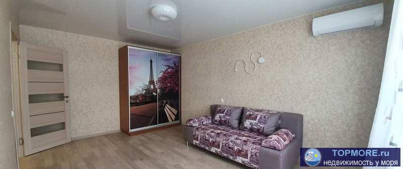 Сдается уютная двухкомнатная квартира,,6/9, новострой, новый ремонт. АГВ, два с/у, комнаты 18 и 16 кв.м., шкафы-... - 2