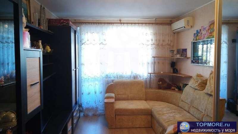     Вам предлагается теплая, светлая квартира с косметическим ремонтом в отличном районе Севастополя. Подходит для...