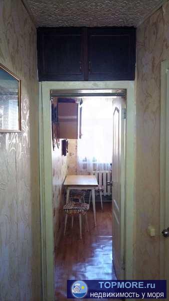     Вам предлагается теплая, светлая квартира с косметическим ремонтом в отличном районе Севастополя. Подходит для... - 1