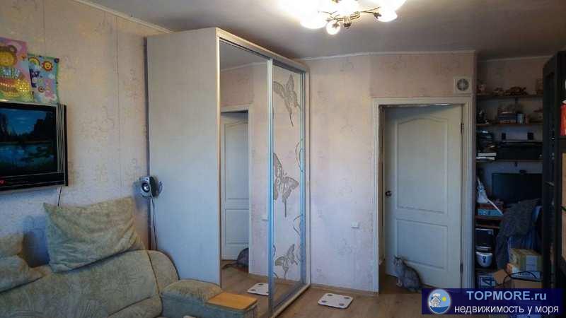     Вам предлагается теплая, светлая квартира с косметическим ремонтом в отличном районе Севастополя. Подходит для... - 2