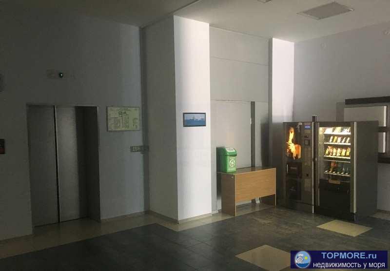 Сдается в аренду офисный блок площадью 256,3 кв.м. Помещение находится на 2-м этаже . Офисный блок состоит из 8-ми... - 2