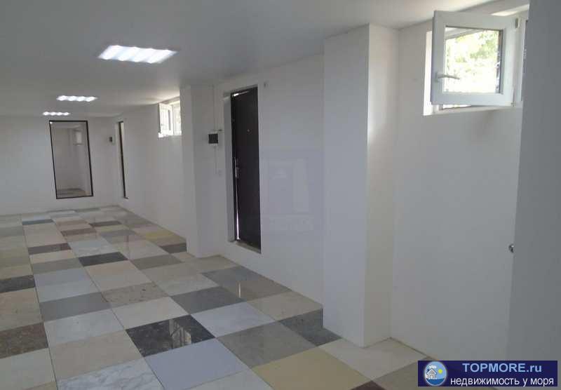 Сдаётся  помещение свободного назначения 54 кв.м. под любой вид деятельности. Первая линия, первый этаж, проходное...