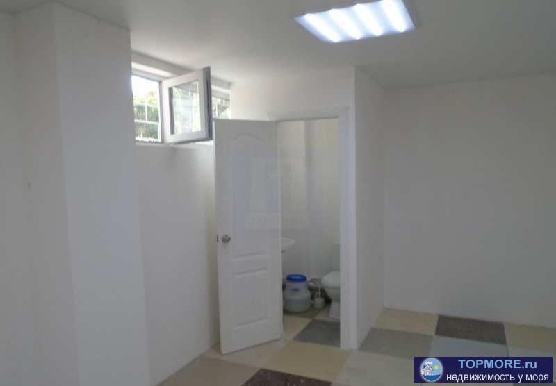 Сдаётся  помещение свободного назначения 54 кв.м. под любой вид деятельности. Первая линия, первый этаж, проходное... - 2