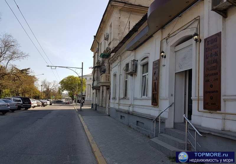 Сдаётся помещение свободного назначения 36 м2 без комиссии, недалеко от площади Суворова, от остановки 20 метров, 1... - 2