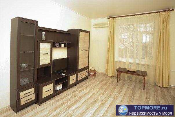 Предлагается к продаже  трёхкомнатная квартира в историческом центре города.  Дом сталинской постройки, перекрытия... - 1