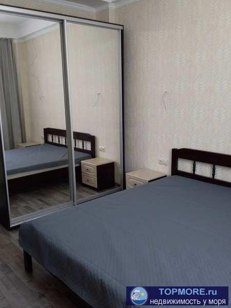    Сдается уютная двухкомнатная квартира у самого моря, в лучшем районе Севастополя.  Всегда чистый хвойно-морской... - 1