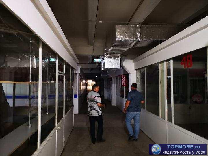 Сдаются складские/торговые площади.  Большое помещение  2400 м. Есть возможность разгрузки грузового транспорта.... - 2