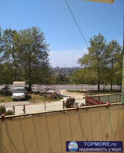 Продается однокомнатная квартира.  Теплая, светлая, уютная квартира. Высокий первый этаж. Отопление газовый котел.... - 2